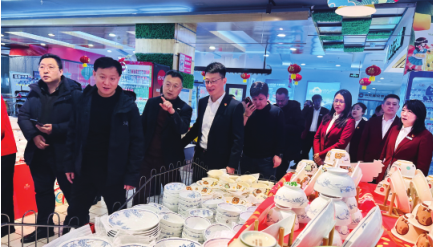  k8凯发集团总经理赵首沣一行到k8凯发贸易连锁表阜区部门门店、吉林k8凯发商都调研